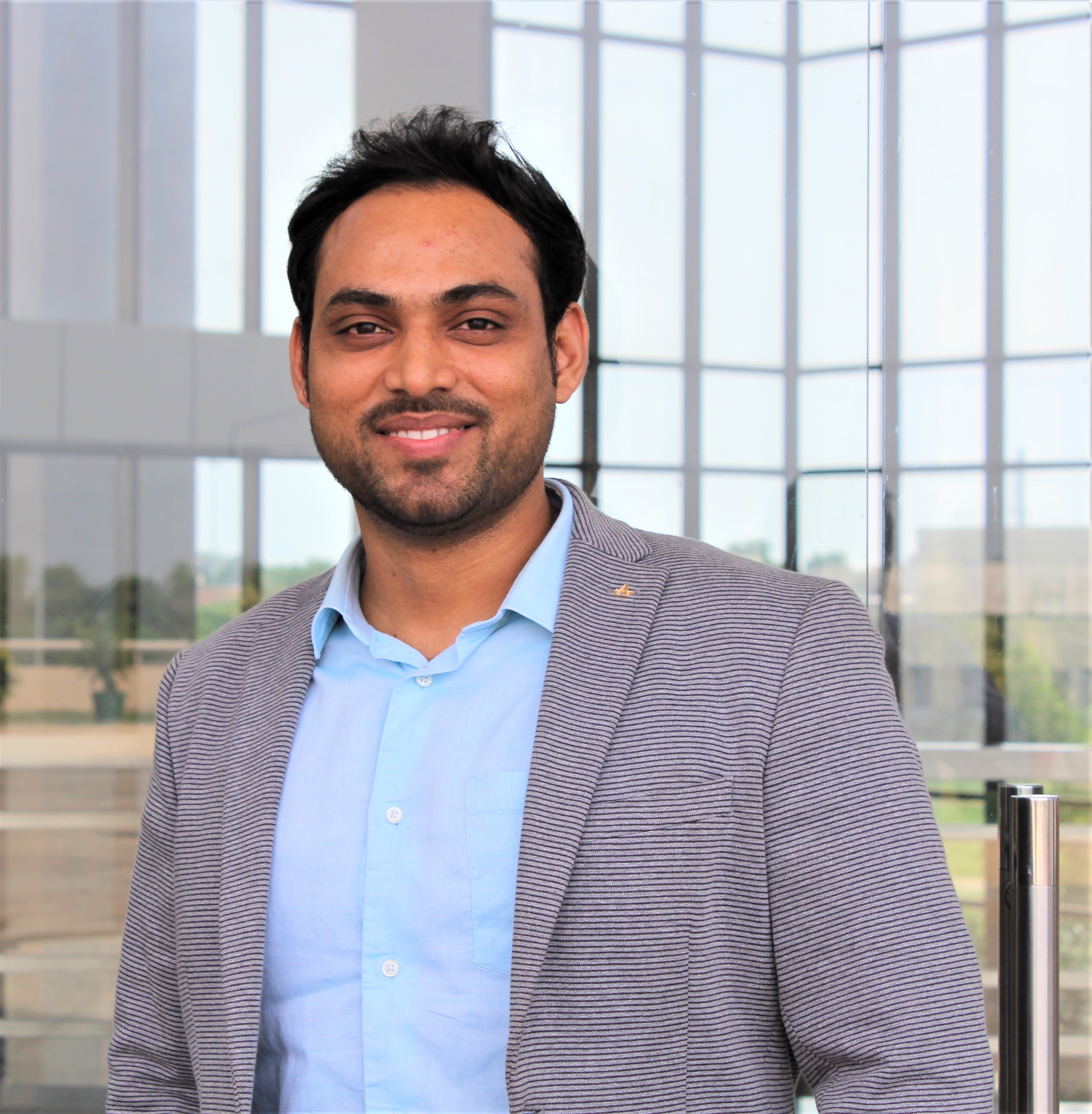 Dr. Himanshu Seth