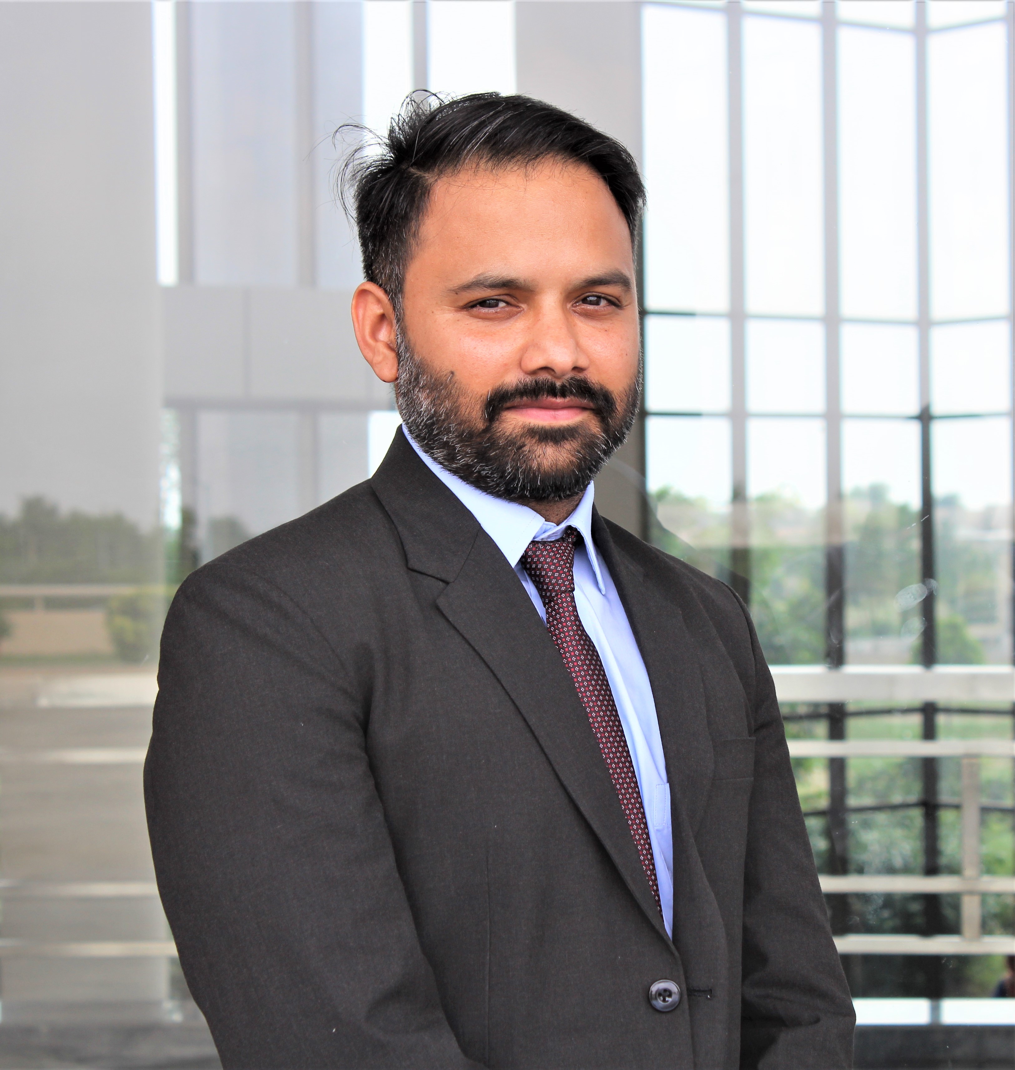 Dr. Vaneet Bhatia